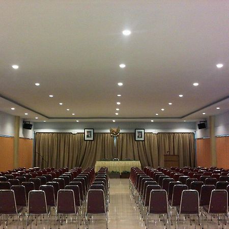 Patra Comfort Parapat Exterior foto