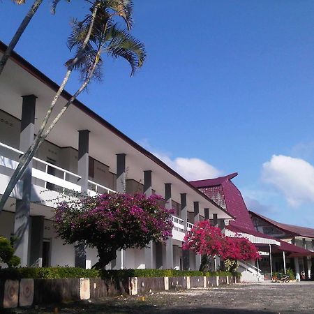 Patra Comfort Parapat Exterior foto